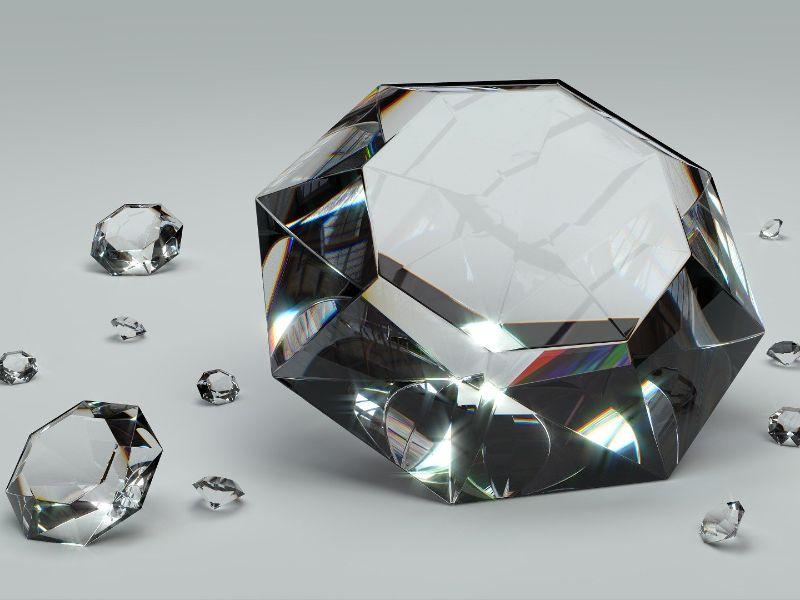 Unveiling the Brilliance: Platinum vs Gold Lab Diamond Rings